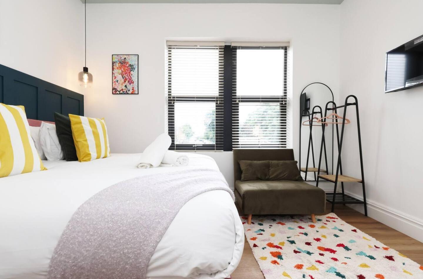 Apartment Chic With Parking And Wifi *